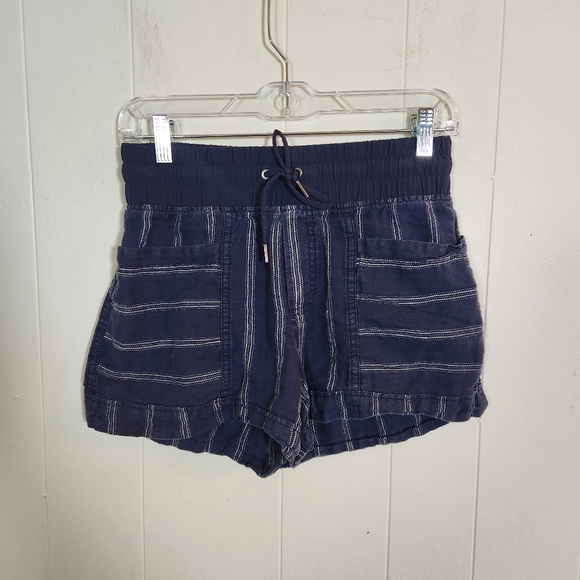 Athleta Navy Blue White Stripe Drawstring Cabo Linen Shorts Size 2 - Picture 2 of 16